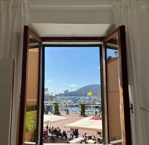 A Casa Di Nonna Anna Apartment Porto Azzurro