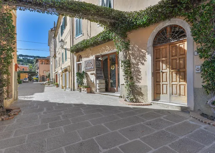 A Casa Di Nonna Anna Porto Azzurro